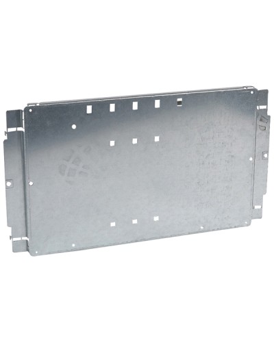 Пластина Legrand 020207 в Орле Щиты электрические Pintop.ru