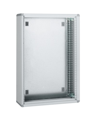 Шкаф распределительный Legrand 020401 в Орле Щиты электрические Pintop.ru