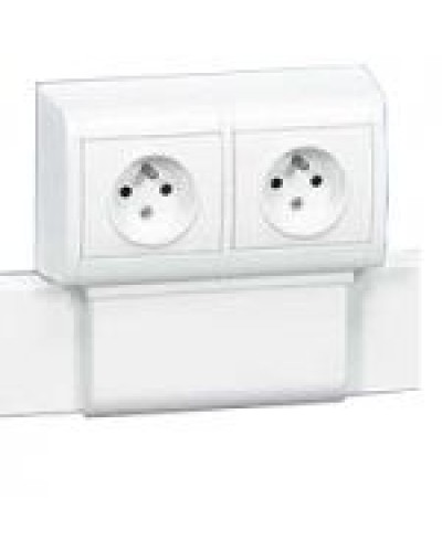 Рамка Mosaic Legrand 031621 в Орле Аксессуары для кабель-канала Pintop.ru