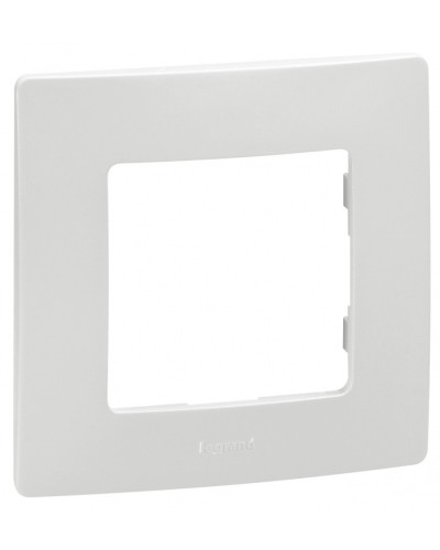 Рамка 1 пост Etika белый Legrand 672501 в Орле Аксессуары для кабель-канала Pintop.ru