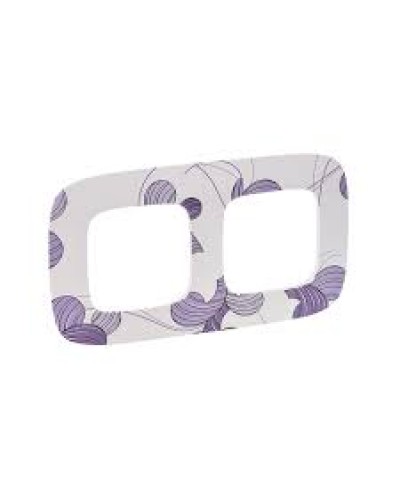 Рамка Legrand 754362 в Орле Крепежные изделия Pintop.ru