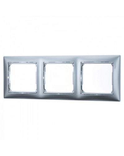 Рамка 3п Valena Legrand 770153 в Орле Аксессуары для кабель-канала Pintop.ru